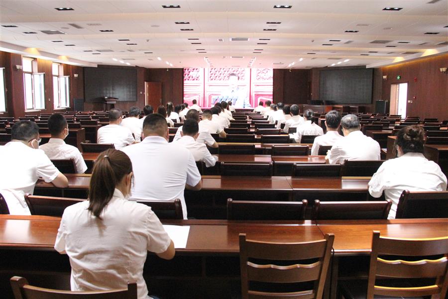 900×600